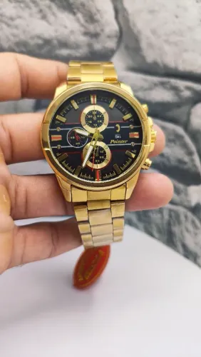Relógio masculino dourado novo lançamento oferta