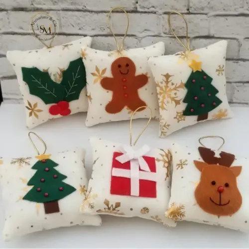 Kit 6 Pingentes de Natal Artesanais - Almofadinhas com Aplique em Feltro
