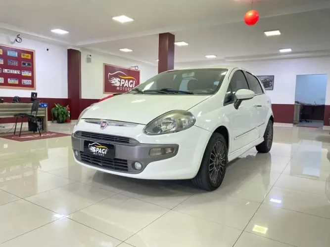 Fiat Punto Sporting 1.8 Flex 8v/16v 5P 2014