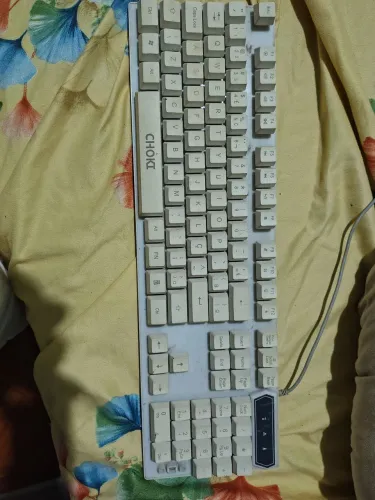 Vendo teclado da marca choki faltando a tecla enter