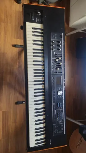 Roland Vr-730 (v-combo) 73 teclas