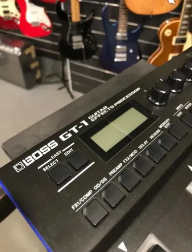 BOSS GT-1 APENAS VENDA