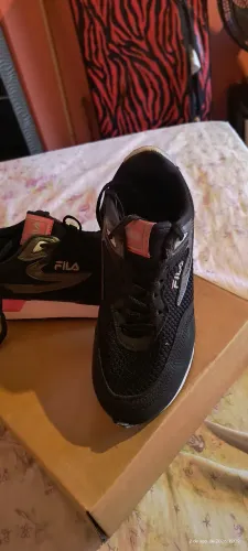 Tênis Fila Euro Jogger Sport II Feminino Preto/Rosa - Conforto e Estilo<br>Número 33