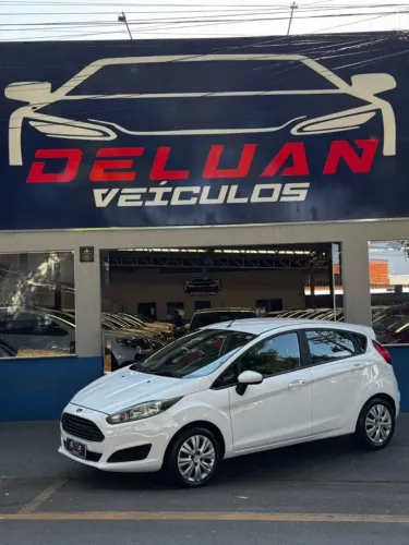 Ford Fiesta 1.5 16V Flex Mec. 5P 2015