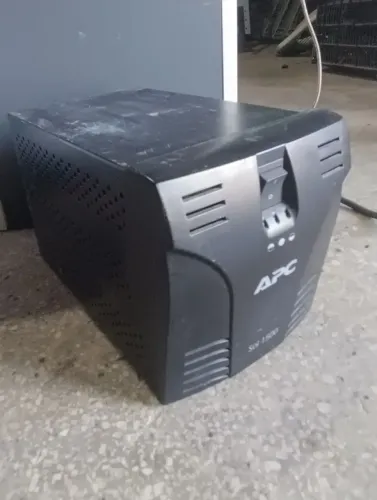 Estabilizador APC Sol 1500W Bivolt Usado