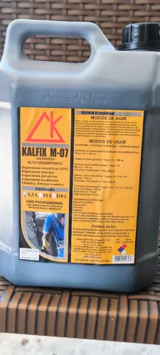 Kalfix M07 aditivo para argamassa emboço