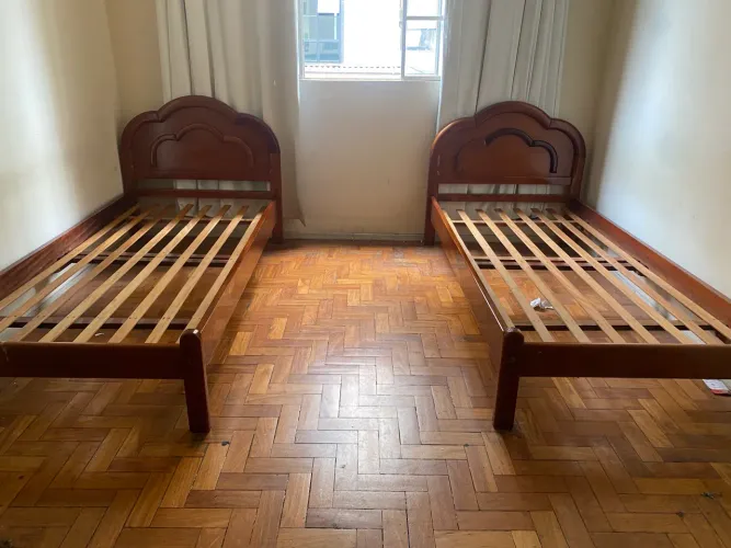 Cama madeira maciça solteiro 
