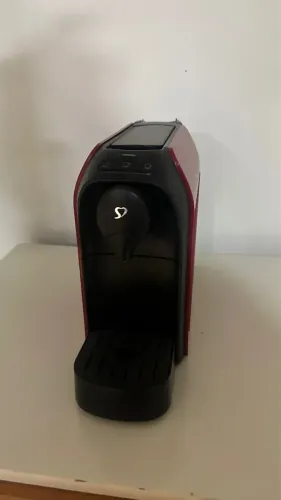 Cafeteira três corações 