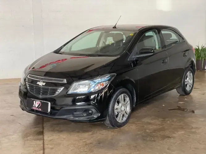 Chevrolet Onix Hatch LT 1.4 8V Flex Power Mec. 4P 2015