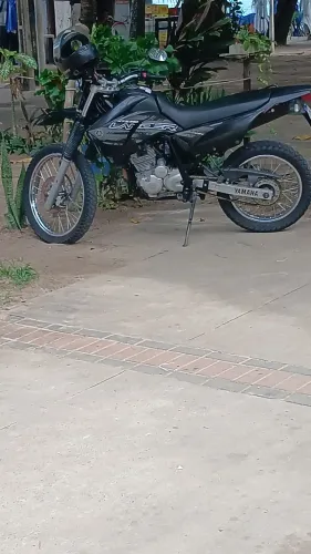 Lander bem cuidada pronta pra rodar