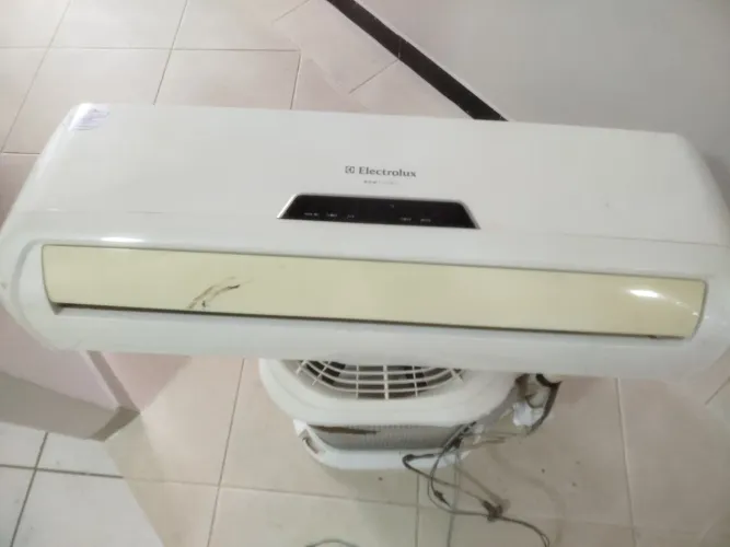 ar-condicionado Electrolux de 12.000 BTUs