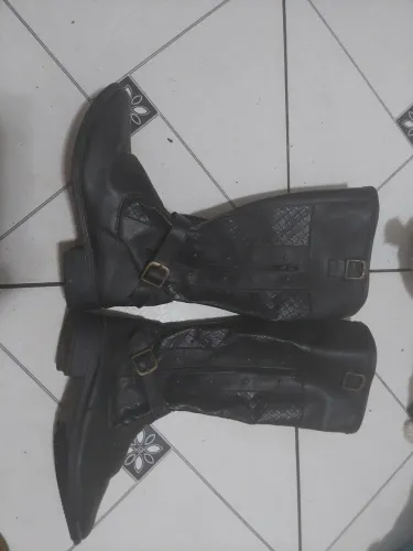 Bota número 38