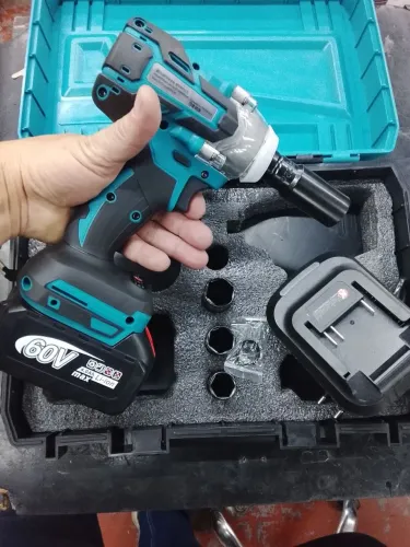 Chave de impacto e furadeira bateria 60v