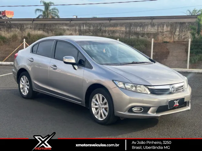 Honda Civic Sedan LXR 2.0 Flexone 16V Aut. 4P 2014