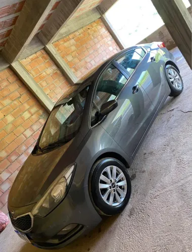 Kia Motors Cerato 1.6 16V Flex Aut. 2014