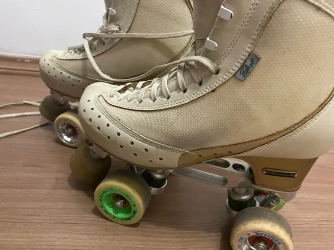 Patins profissional Rye