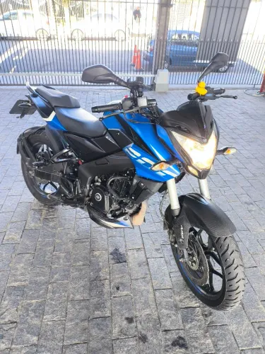 Bajaj Dominar 200
