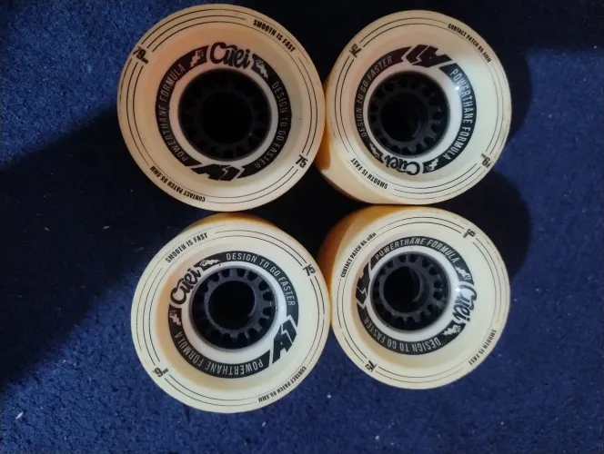 Rodas cuei A1 79mm 75A 9/10 pouco uso