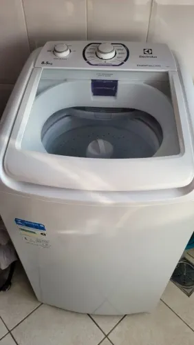 Máquina de lavar 110v Electrolux Essential Care