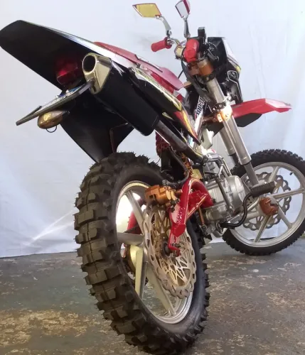 Moto Top