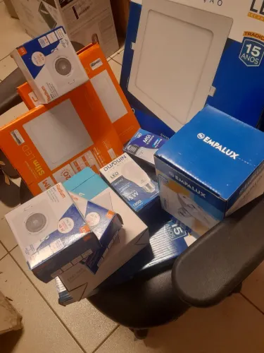 Vendo tudo por R$ 100 reais