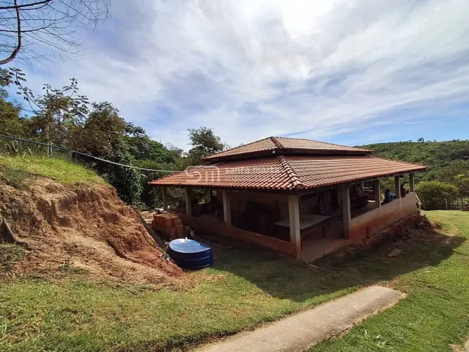 CHÁCARA RURAL - MORADIA/LAZER/AIRBNB 2 LAGOS - LORENA SP