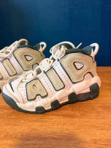 Tênis Nike Air more Uptempo