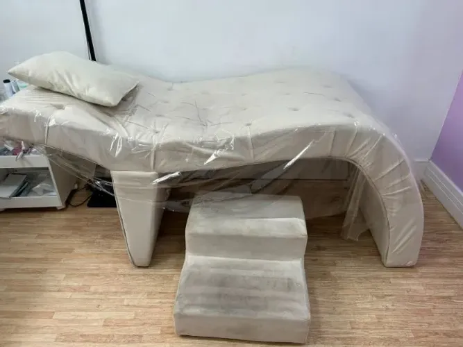 Maca Profissional para Cílios e Sobrancelhas + Cadeira + Escada e Cílios | Ótimo Estado