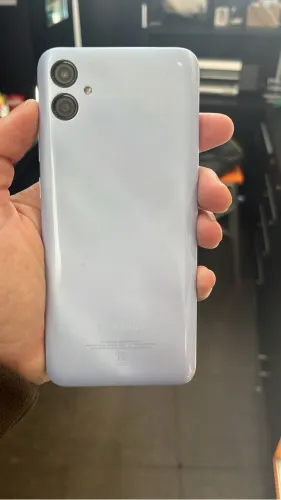 A04E 