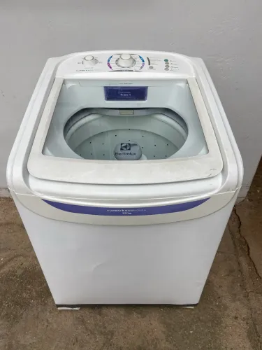 Máquina de lavar roupa