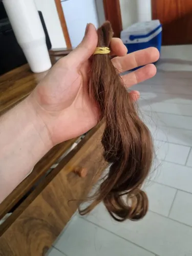 Vendo cabelo loiro do sul cortado