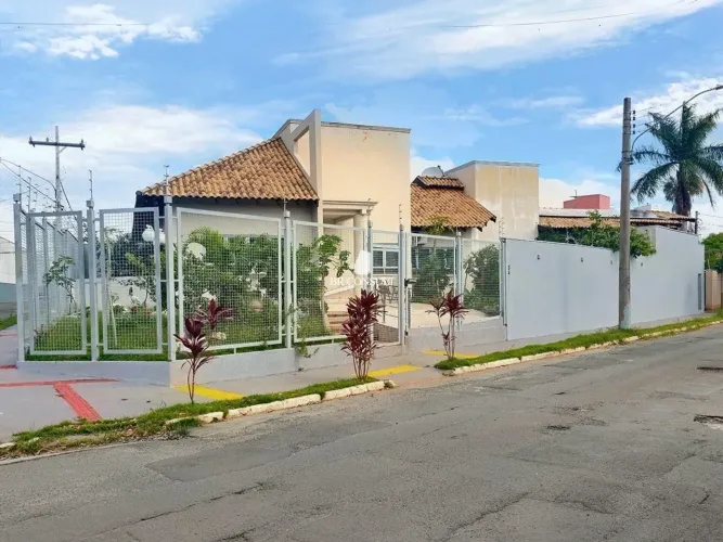IMÓVEL DE ESQUINA COM PERFIL COMERCIAL E RESIDENCIAL