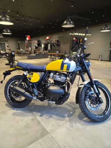 Interceptor Bear 650cc - (Consultor Francisco *)