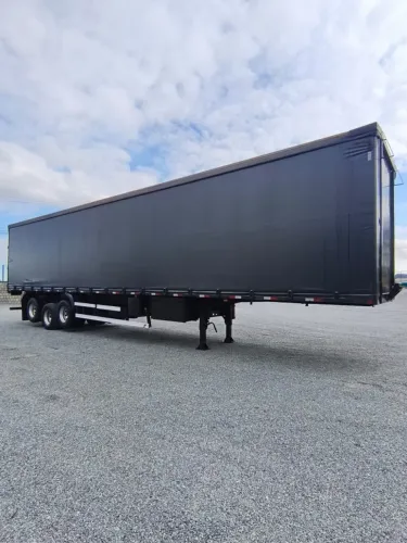 Carreta Fachinni 28 Pallets 2017
