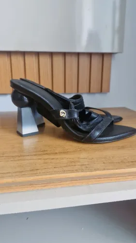 Tamanco Carmen Steffens de 399 por 99