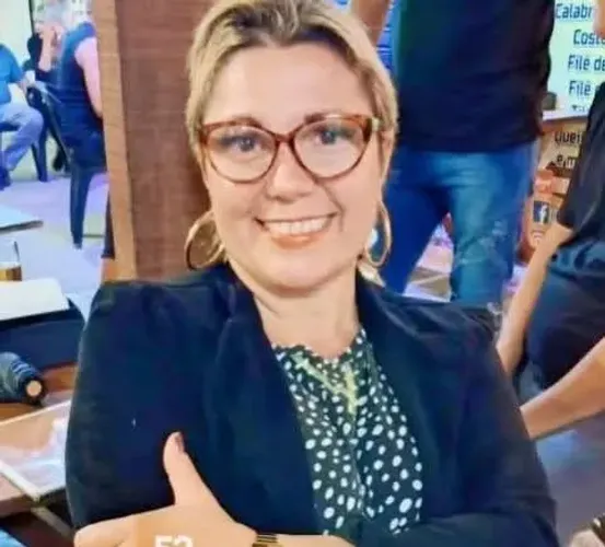 Cuidadora de idosos/enfermagem