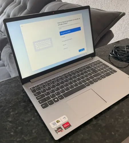 Notebook Lenovo 