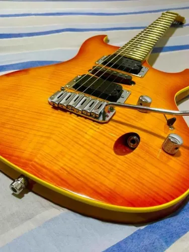 Guitarra série S Ibanez para vender rápido sem choro