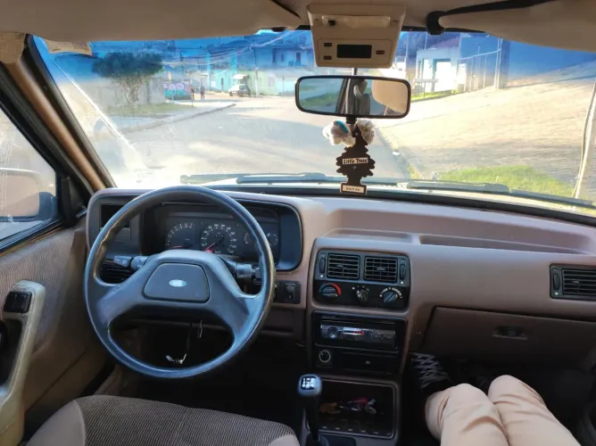 Ford Escort Ghia 1.8i / 1.8 / 1.6 1989