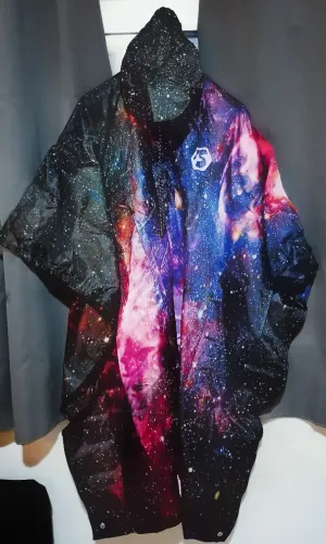 Capa de Chuva Marca Foxelli (USA) Estilo Espacial
