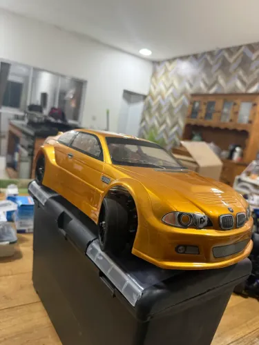Automodelo a combustão 1/10