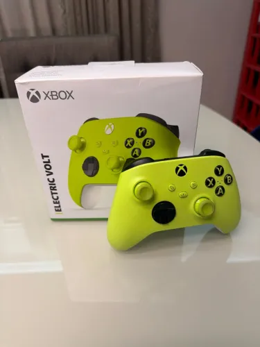 Controle Xbox Series Electric Volt