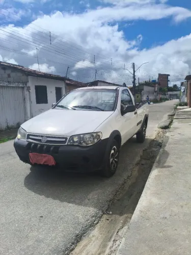 Fiat Strada 1.4 MPI Fire Flex 8V CS 2012