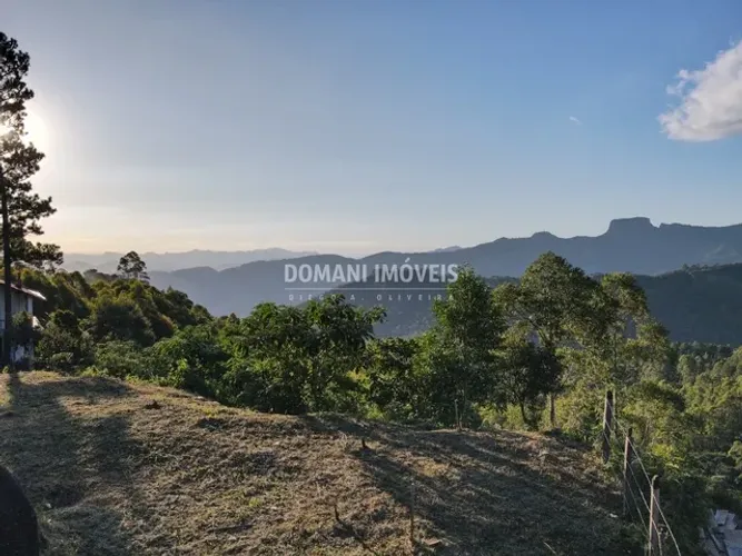 Lindo Lote com Vista para a Pedra do Baú, na Região do Alpes de Campos do Jordão