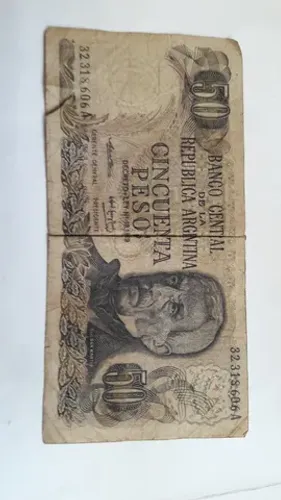 Cédula Antiga de Cincuenta Pesos Argentinos - em razoável estado