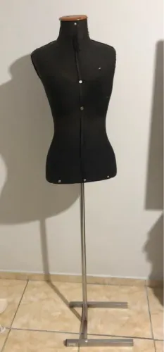 Maniquim de busto