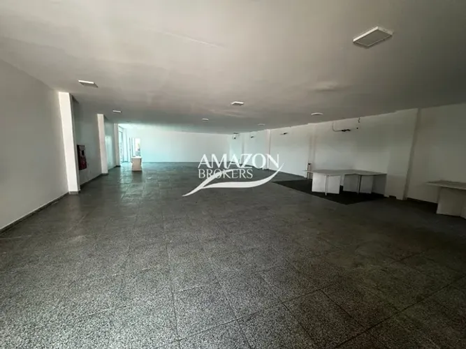 Parque 10 de Novembro - Sala Comecial 300 m2 - Alugo