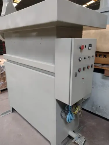 Máquina de Desengraxe a Vapor e Spray 1.100 mm - Tecnipar