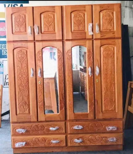 Guarda roupa casal