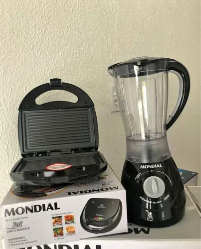 Liquidificador + sanduicheira 